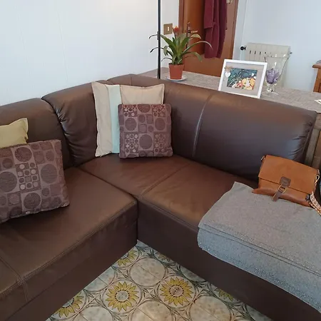 Apartment In Gardola Mit Balkon Und Seeblick